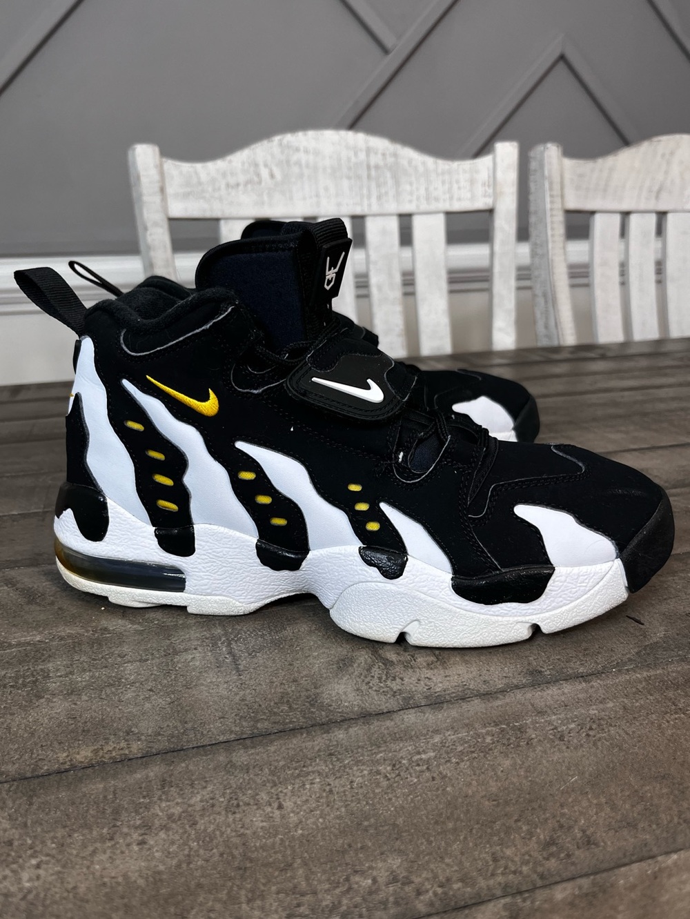 Nike Air DT Max '96 Black/ White-Varsity Maize Men's Sz 9